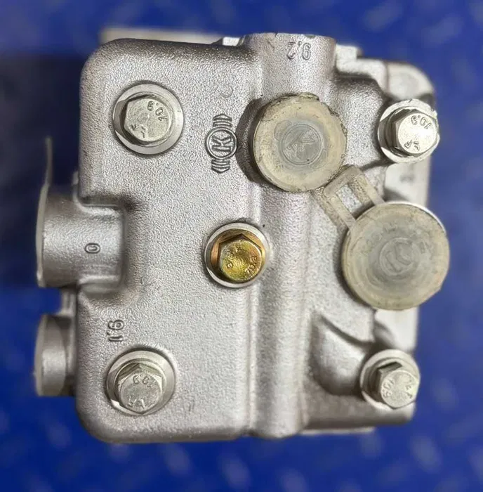 Mercedes Magirus Luftkompressor – LK3935, LK1813, LK1814